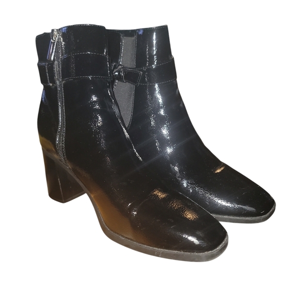 Bandolino Shoes - Bandolino patent leather Boots sz 9.5